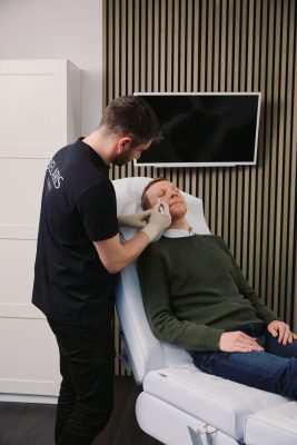 Augenlidstraffung_beim_Mann